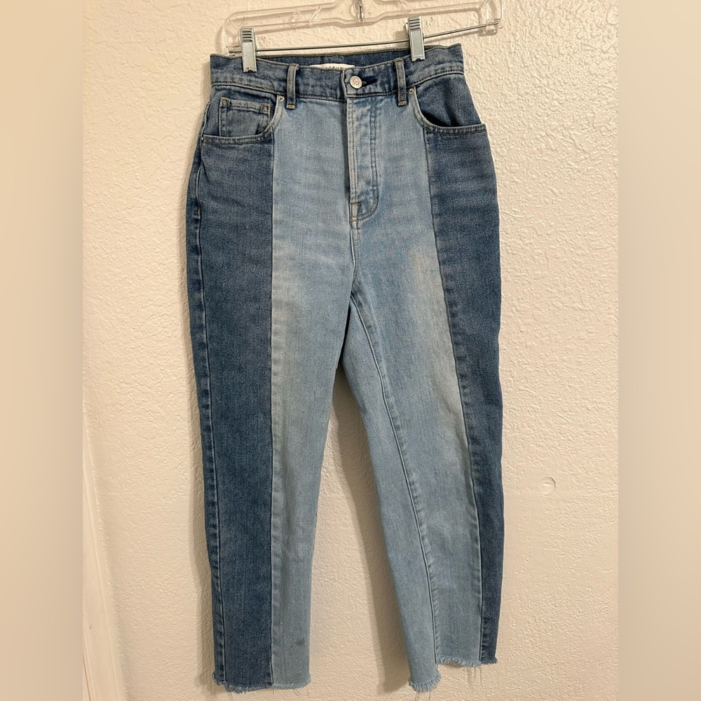 Super cute high rise two toned PacSun Jeans